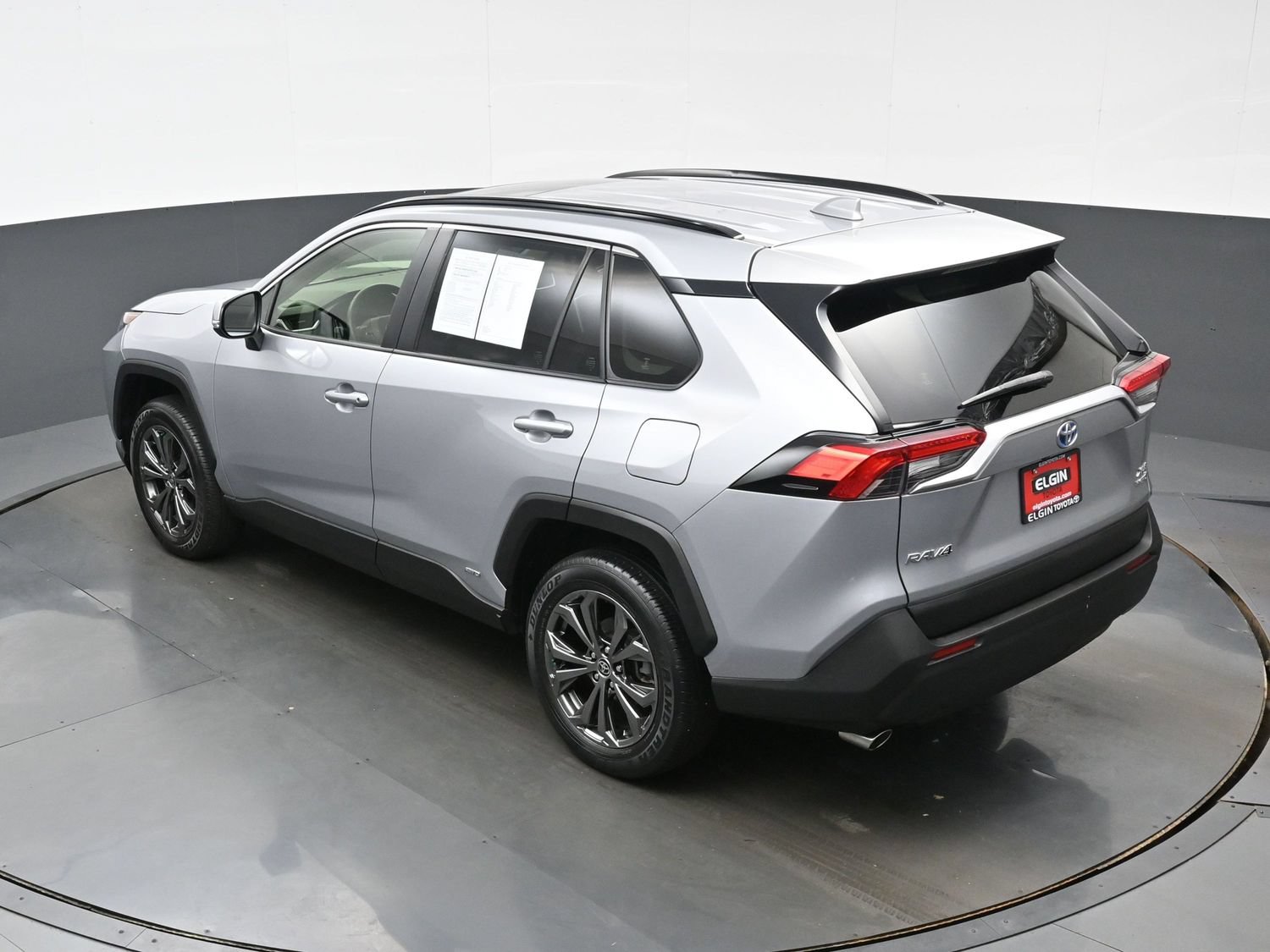 Used 2023 Toyota RAV4 XLE Premium AWD/4WD image 40
