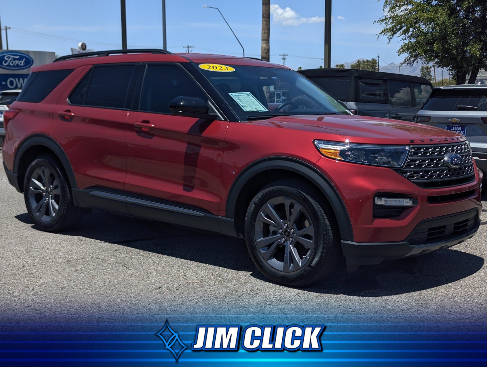 Certified 2023 Ford Explorer XLT w/ Equipment Group 202A RWD image 1