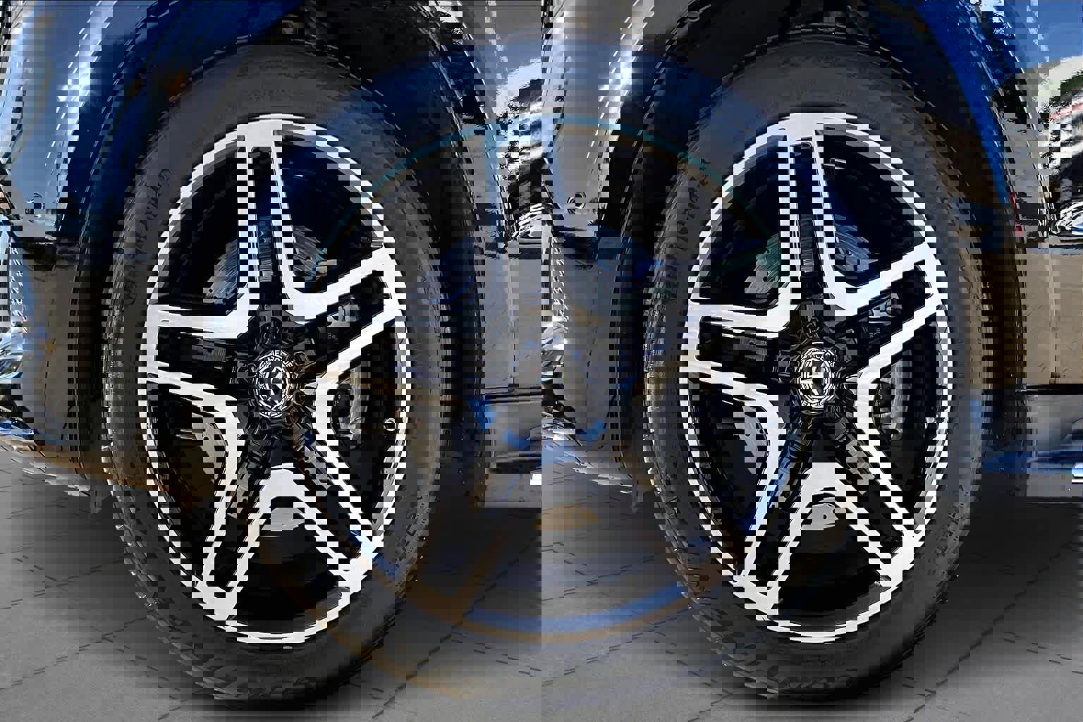 Used 2018 Mercedes-Benz GLS 550 4MATIC image 10