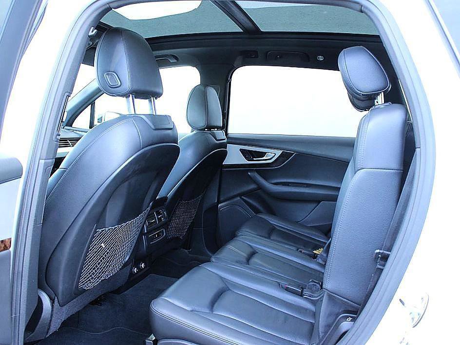 Used 2019 Audi Q7 2.0T Premium w/ Convenience Package image 18
