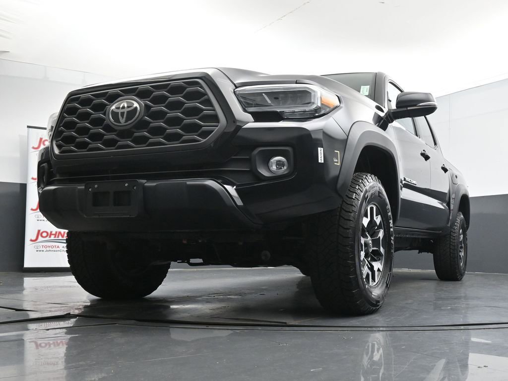Used 2020 Toyota Tacoma TRD Off-Road AWD/4WD image 34