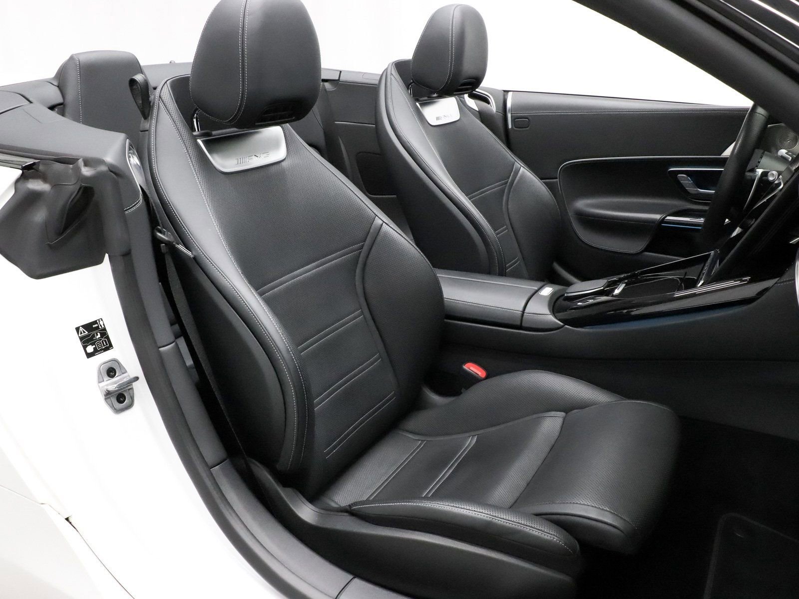 Used 2022 Mercedes-Benz SL 63 AMG 4MATIC image 25