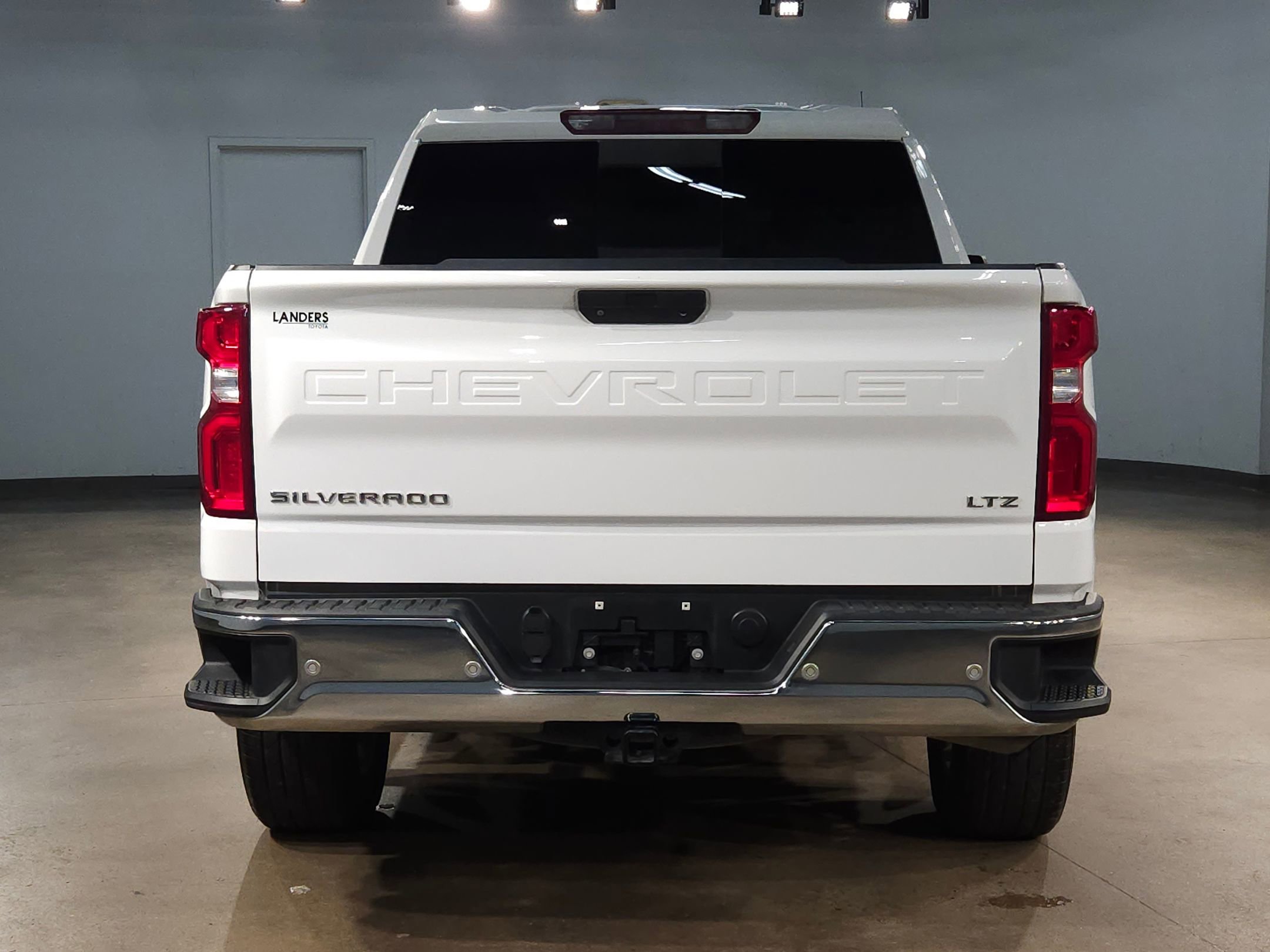Used 2019 Chevrolet Silverado 1500 LTZ w/ LTZ Texas Edition image 6