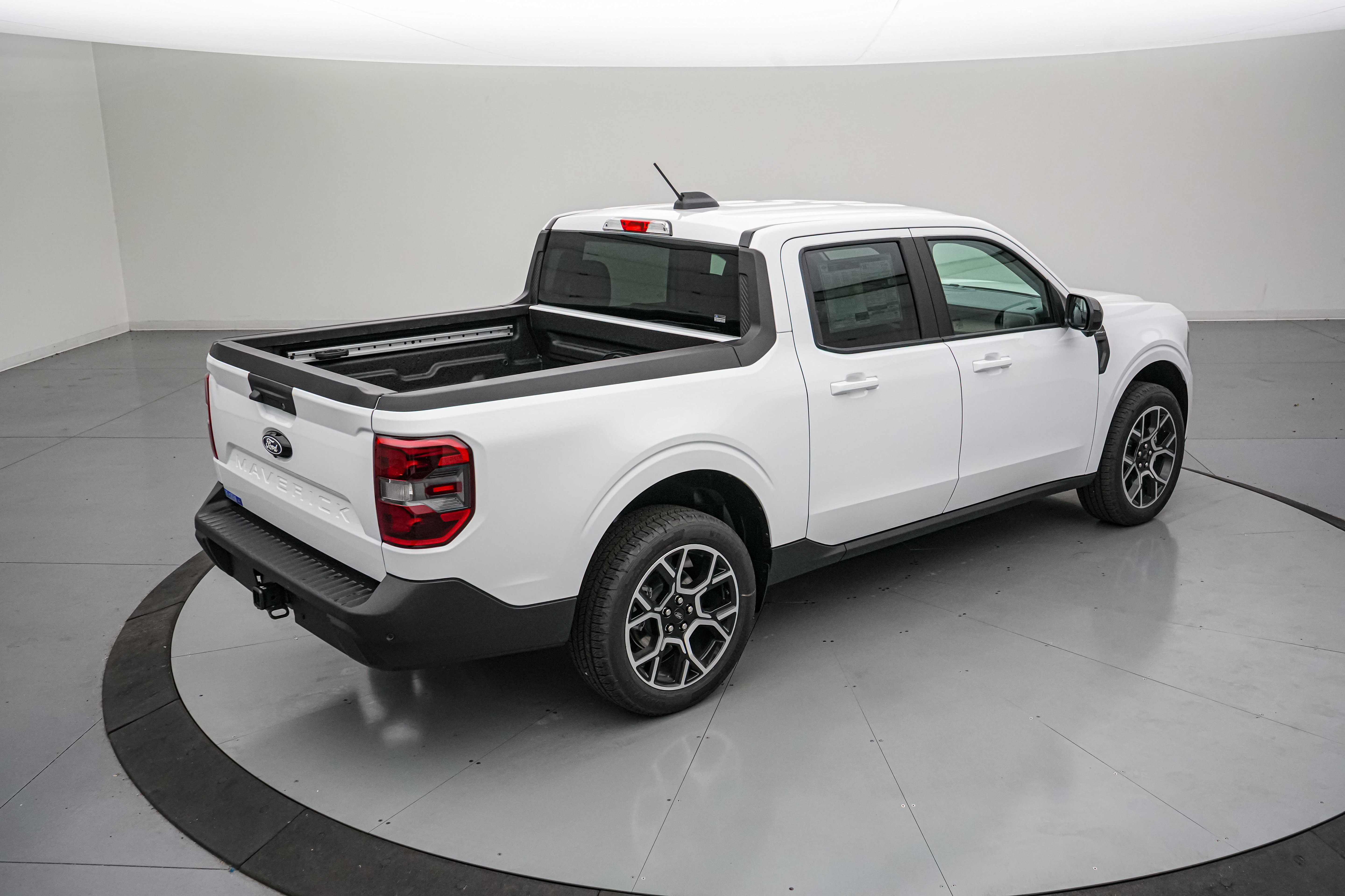 New 2026 Ford Maverick Lariat AWD/4WD image 4