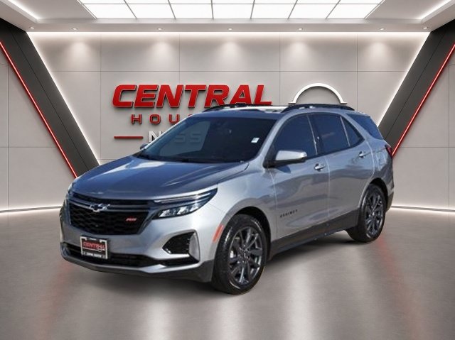 Used 2023 Chevrolet Equinox RS w/ RS Leather Package FWD image 2