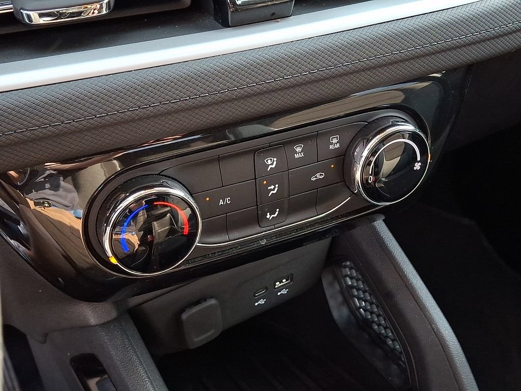 Certified 2024 Chevrolet TrailBlazer LT FWD image 15