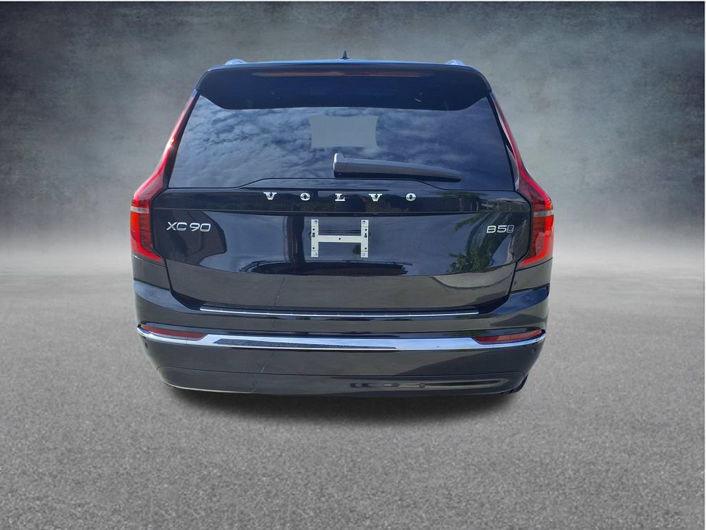 New 2026 Volvo XC90 B5 Plus w/ Protection Package Premier AWD/4WD image 6