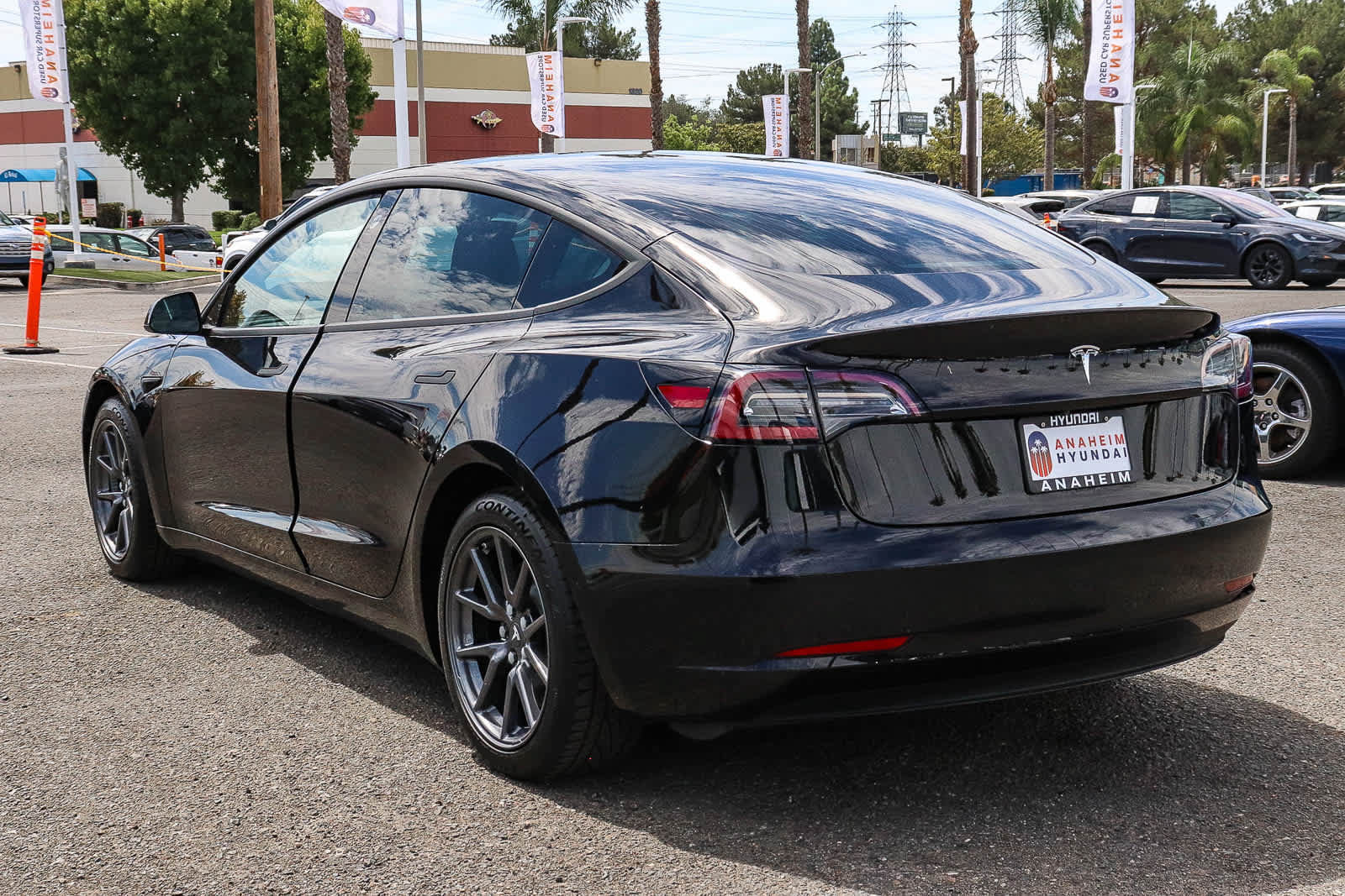 Used 2018 Tesla Model 3 Long Range AWD/4WD image 9