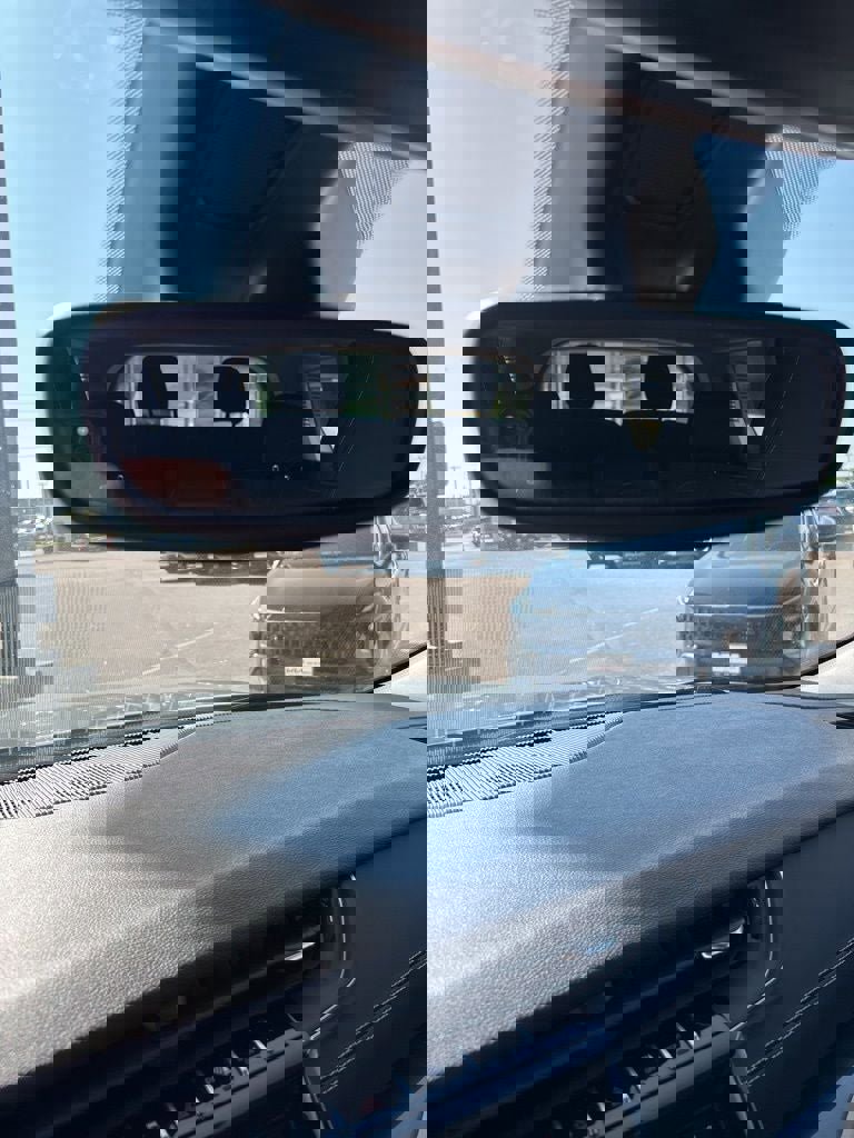 Used 2022 Jeep Grand Cherokee L Laredo w/ Luxury Tech Group I image 21