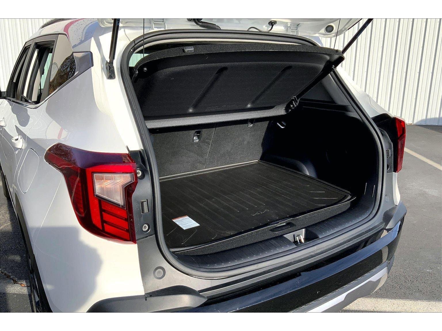 Used 2024 Kia Seltos SX image 23