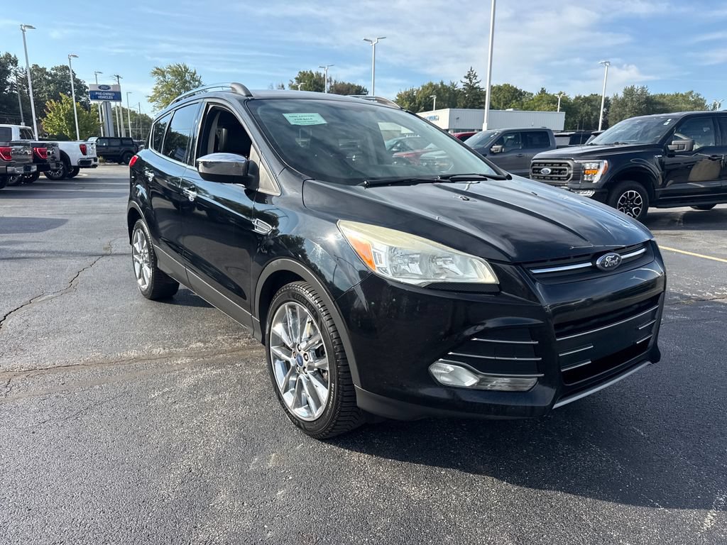 Used 2016 Ford Escape SE w/ SE Chrome Package AWD/4WD image 4