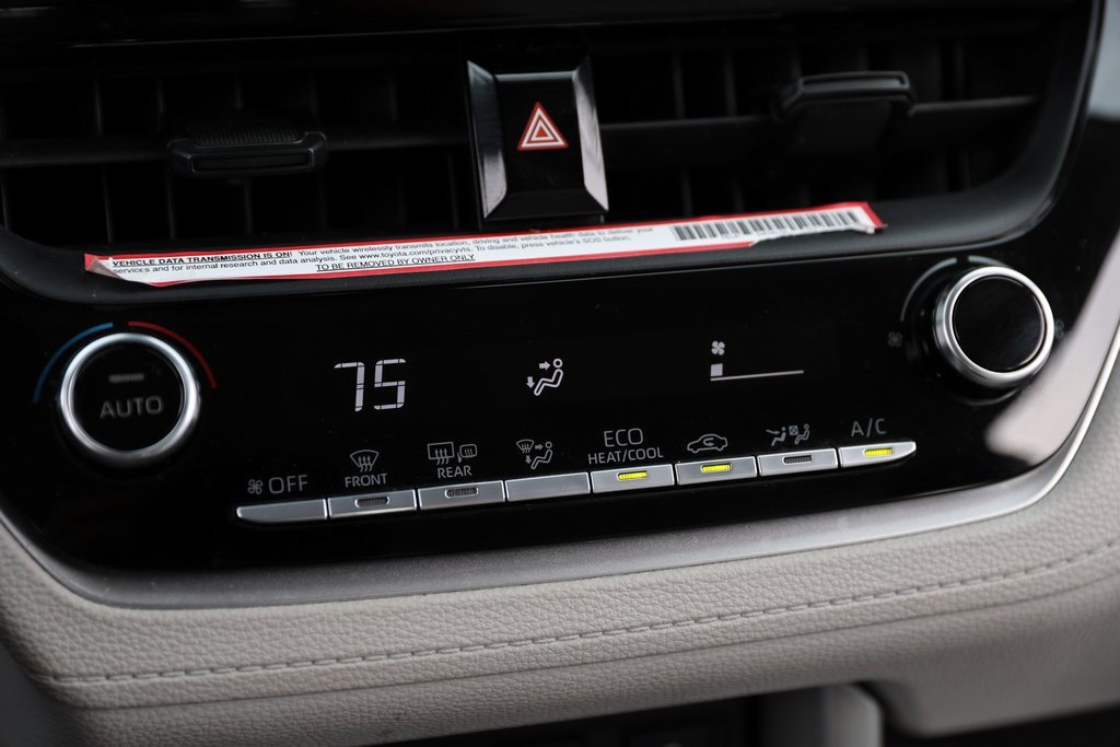 Used 2022 Toyota Corolla Cross LE image 18