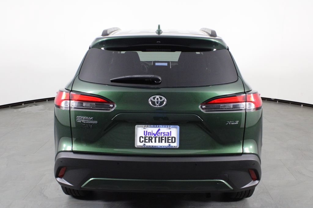 Used 2023 Toyota Corolla Cross XLE w/ Convenience Package FWD image 10
