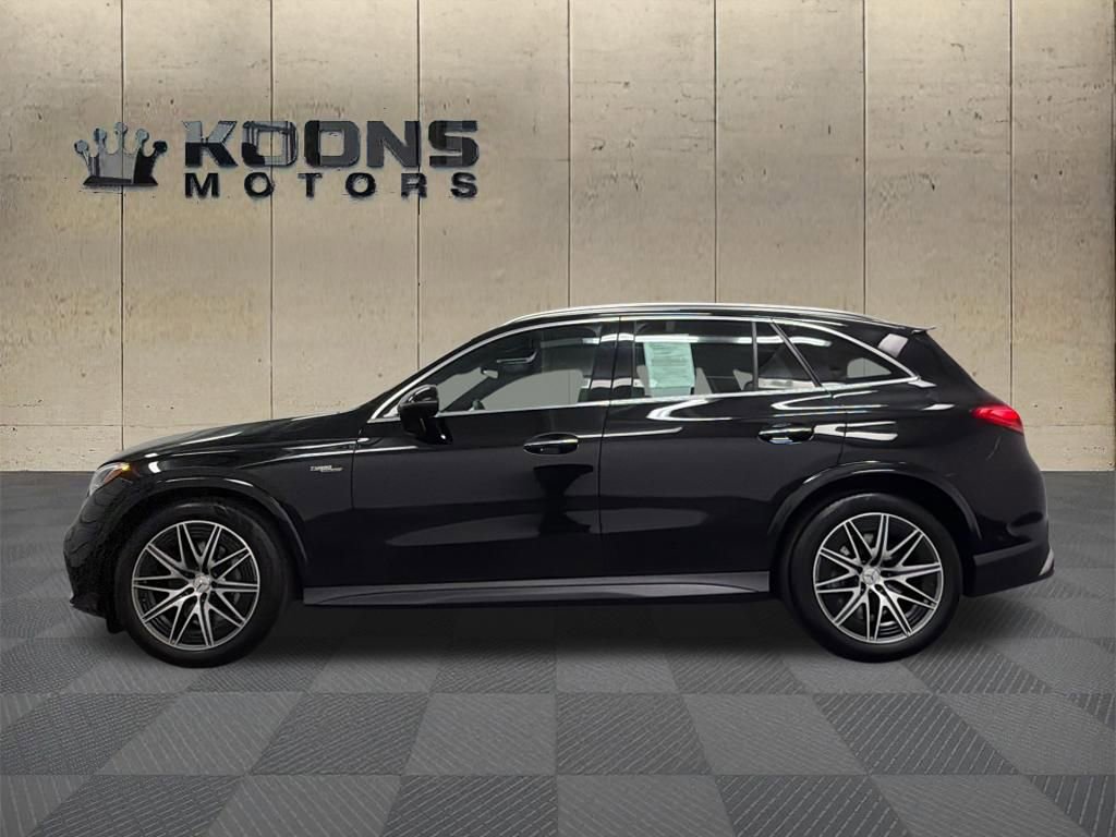 Used 2025 Mercedes-Benz GLC 43 AMG 4MATIC image 4