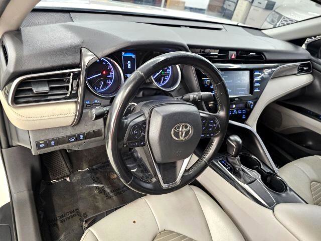 Used 2020 Toyota Camry SE image 7