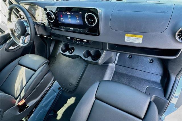 New 2026 Mercedes-Benz Sprinter 2500 image 24