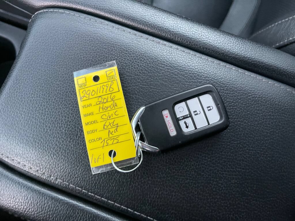 Used 2016 Honda Civic EX-L image 4