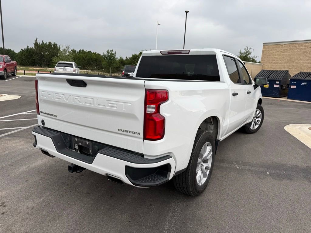 Used 2019 Chevrolet Silverado 1500 Custom w/ Custom Value Package RWD image 4