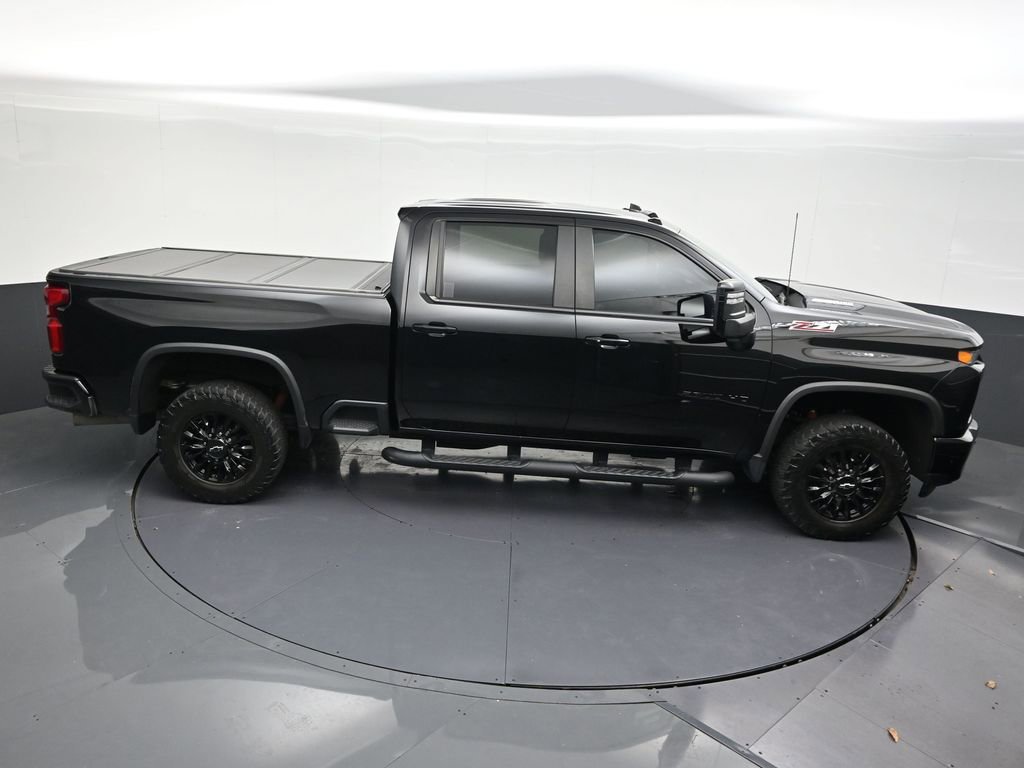 Used 2023 Chevrolet Silverado 2500 LTZ w/ LTZ Plus Package image 21