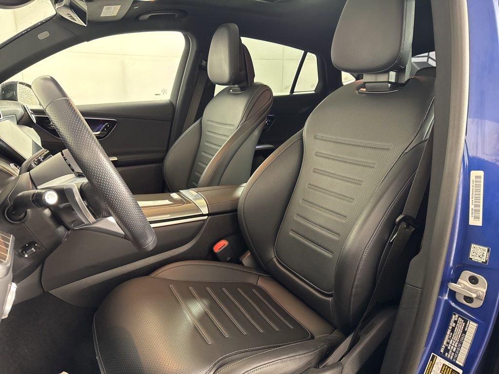 Used 2024 Mercedes-Benz GLC 300 4MATIC w/ AMG Line image 26