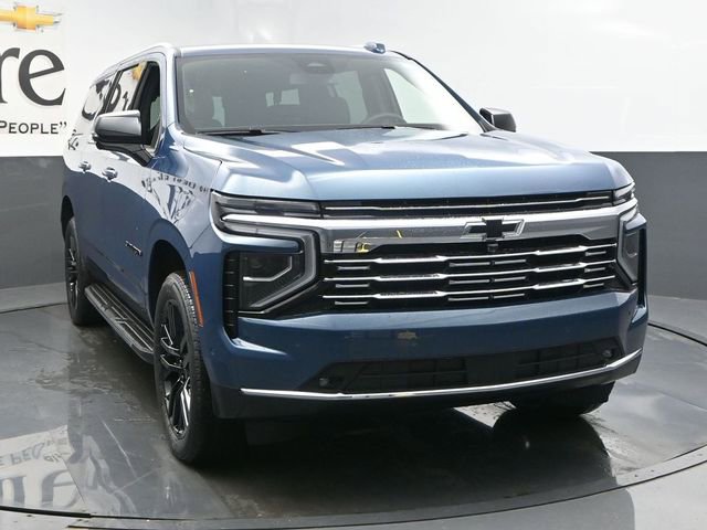 New 2025 Chevrolet Suburban Premier image 30