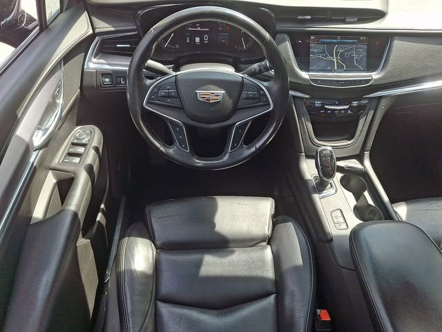 Used 2017 Cadillac XT5 Luxury w/ Driver Awareness Package image 13