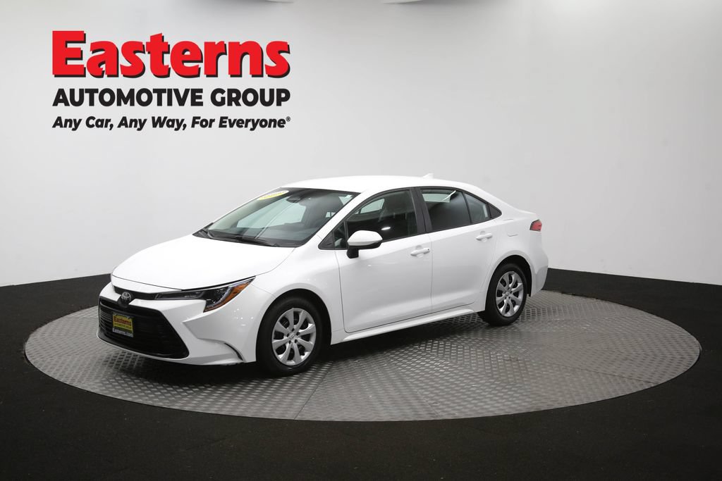 Used 2026 Toyota Corolla LE FWD image 57