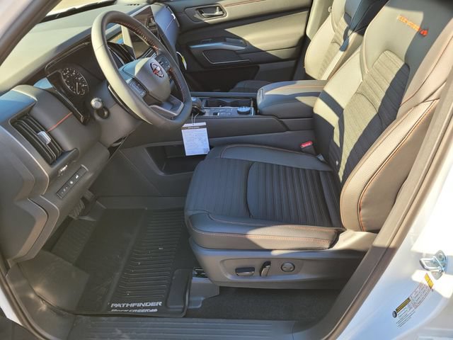 New 2026 Nissan Pathfinder Rock Creek w/ Rock Creek Premium Package AWD/4WD image 11