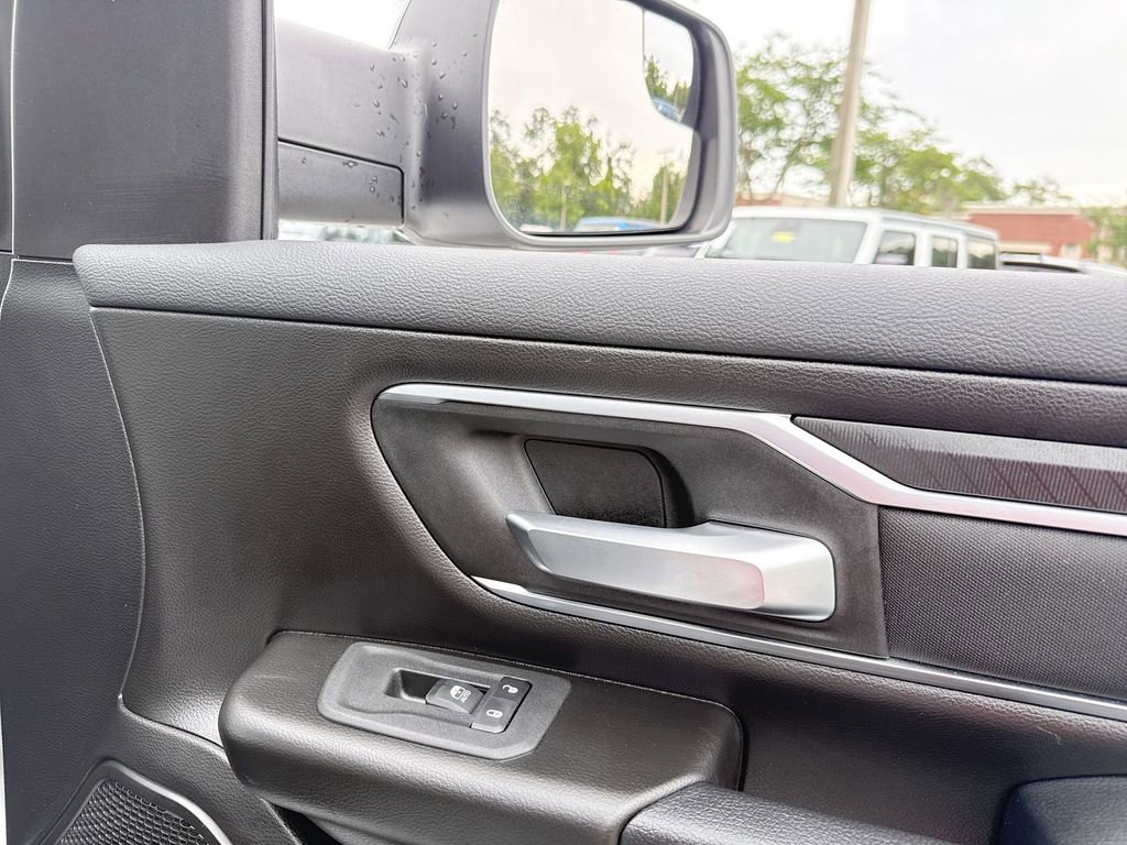 Used 2025 RAM 1500 Big Horn RWD image 27