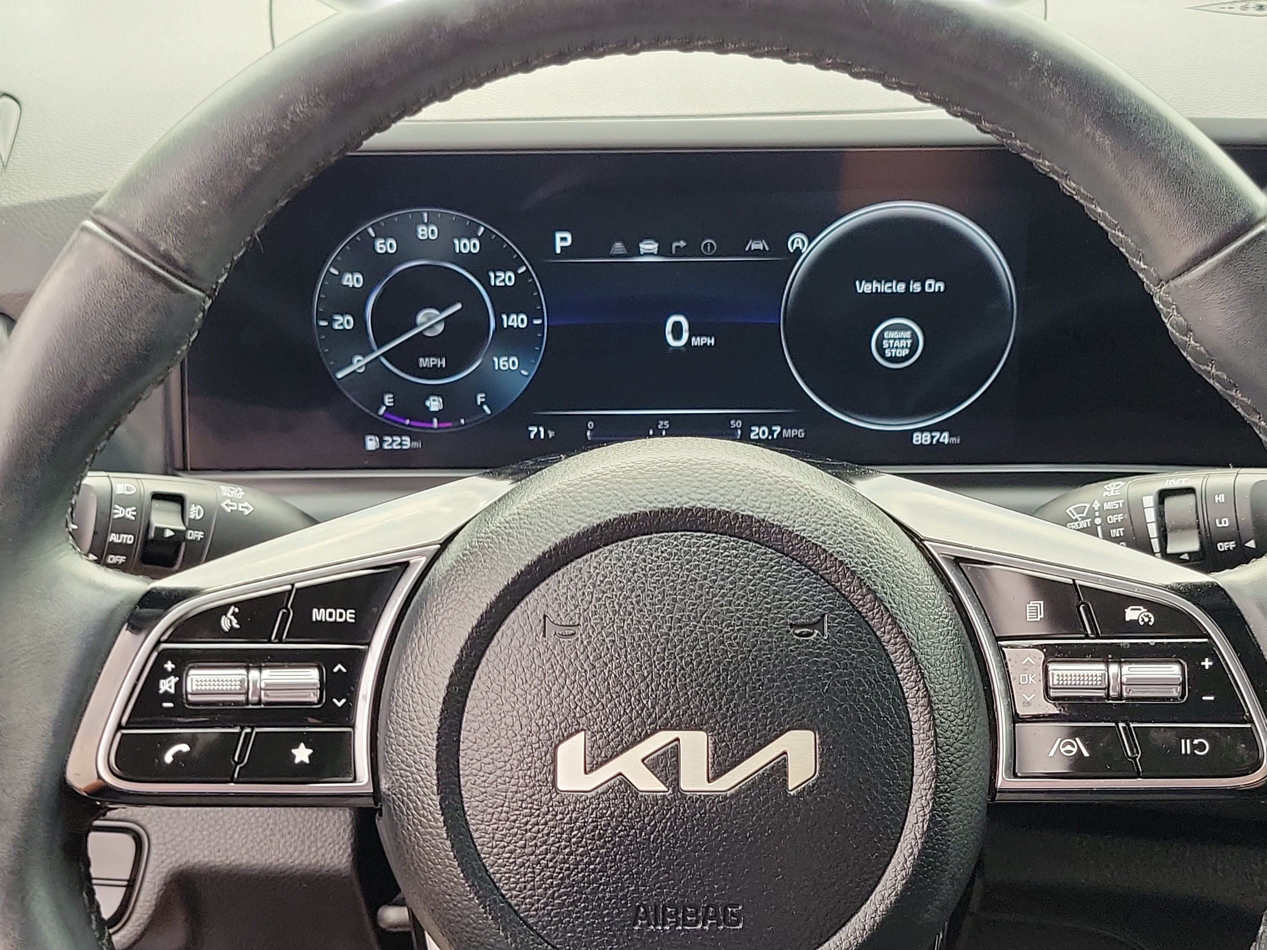 Used 2025 Kia Seltos EX FWD image 10