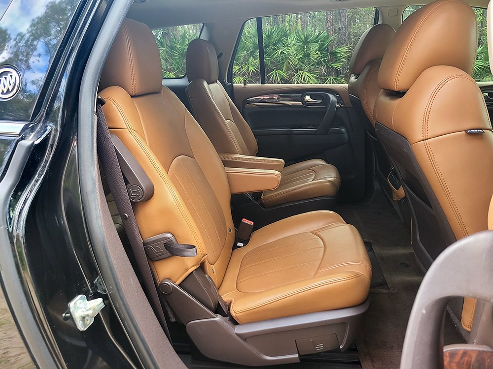 Used 2017 Buick Enclave Premium w/ Experience Buick Package image 19