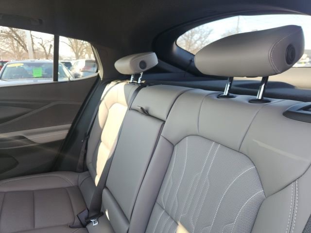 Used 2024 Buick Envista Avenir image 8