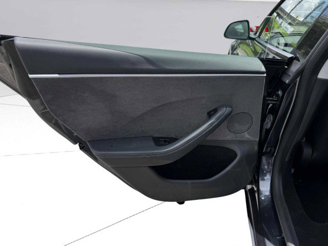 Used 2024 Tesla Model 3 Long Range image 40