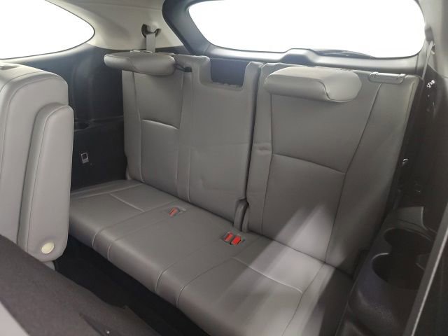 Used 2022 Toyota Highlander XLE image 30