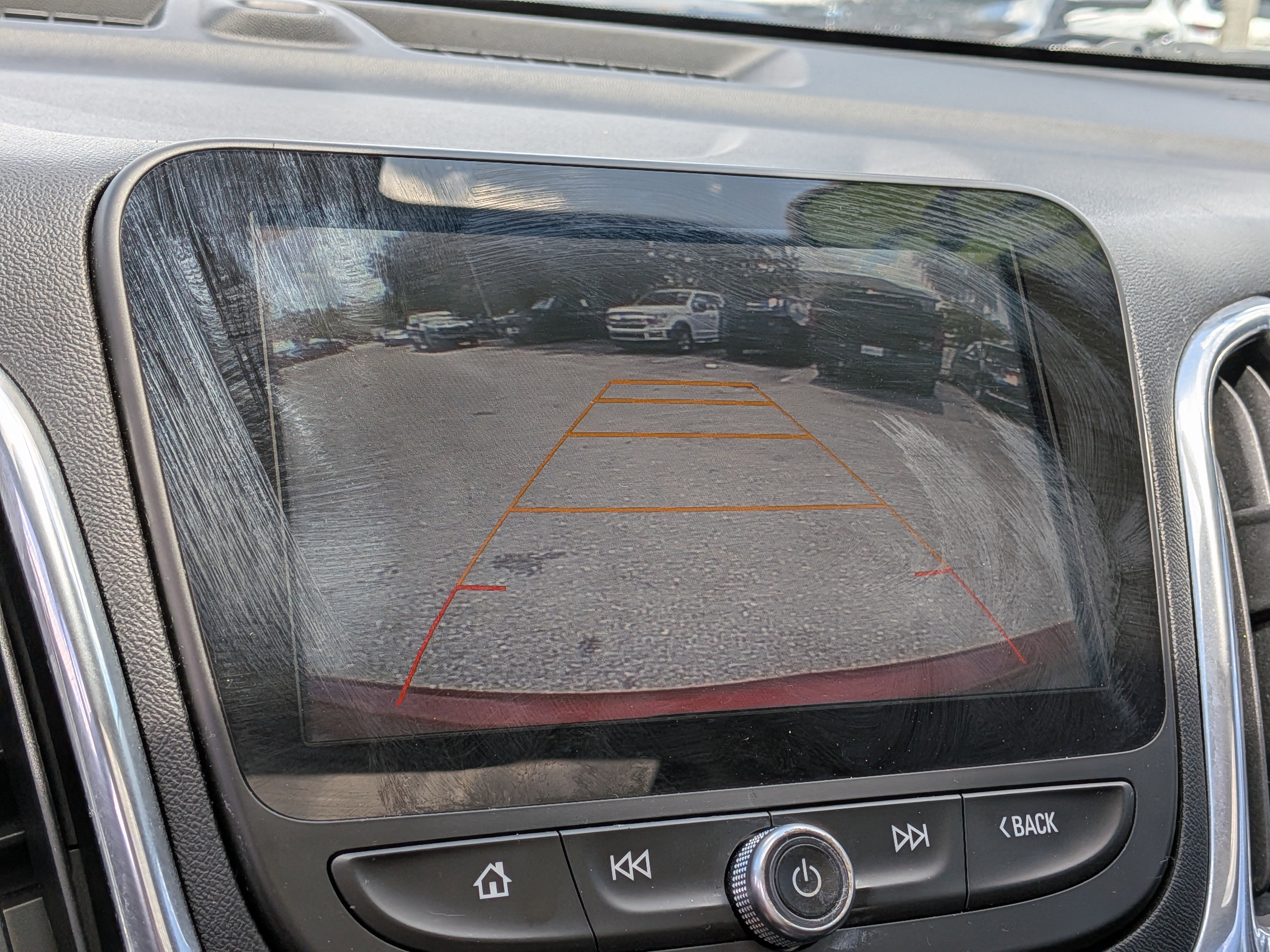 Used 2018 Chevrolet Equinox LT FWD image 34