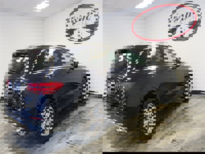 Used 2017 Mercedes-Benz GLC 300 4MATIC image 8