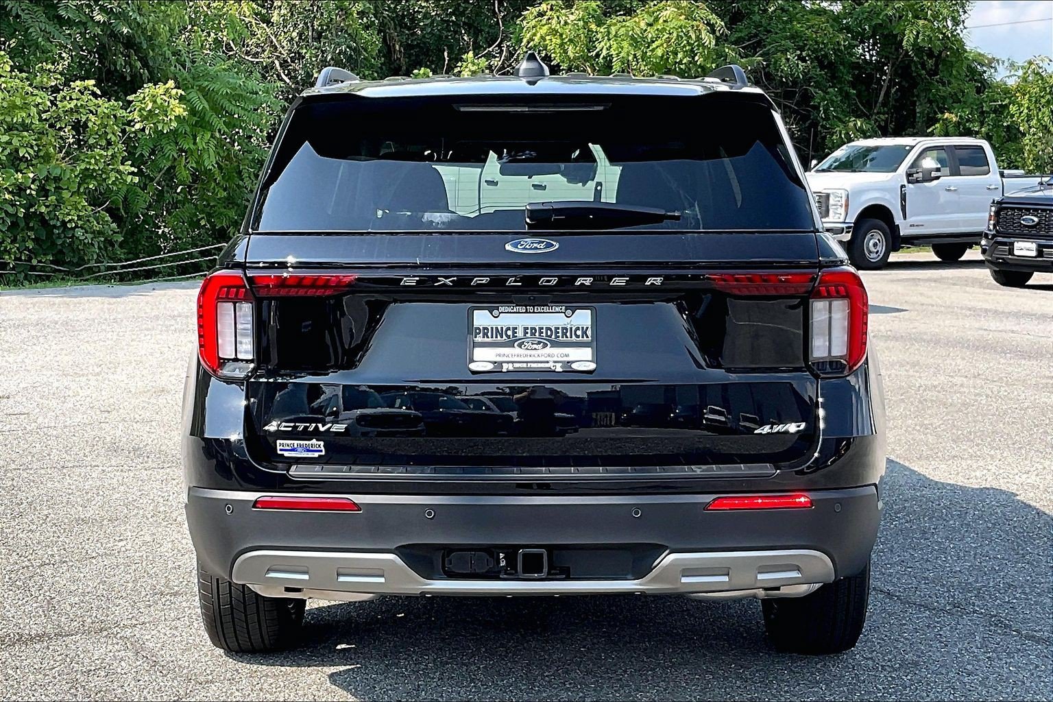 New 2026 Ford Explorer Active w/ Active Comfort Package AWD/4WD image 4