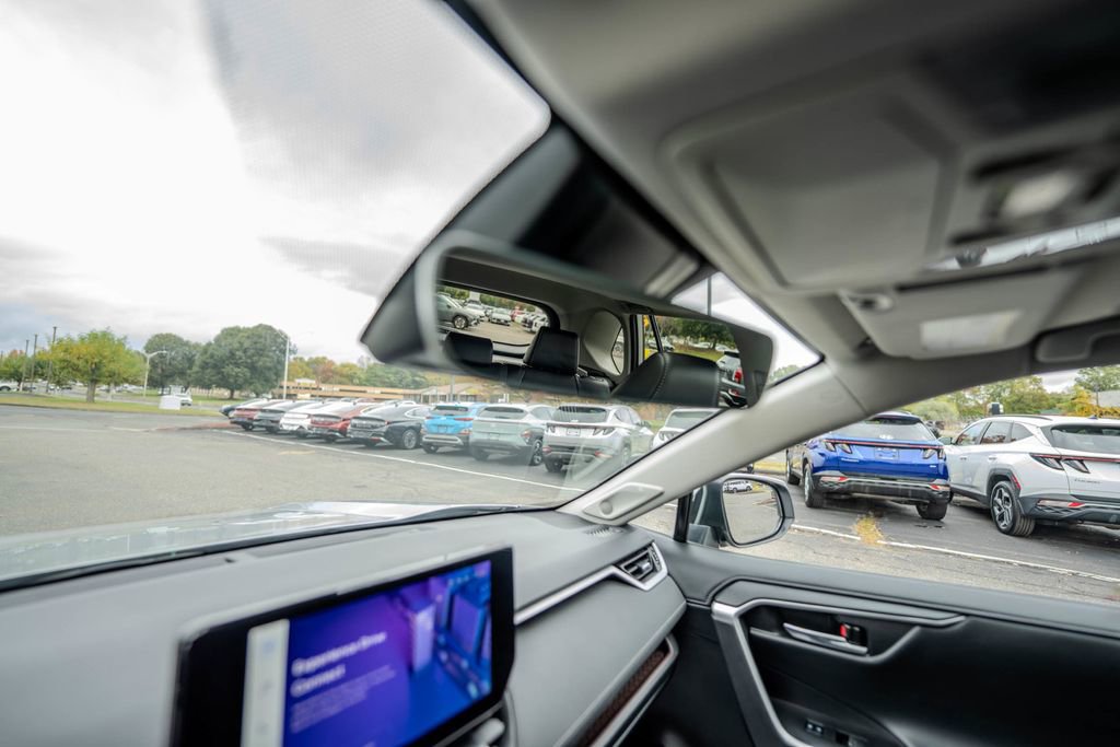 Used 2023 Toyota RAV4 Limited image 21