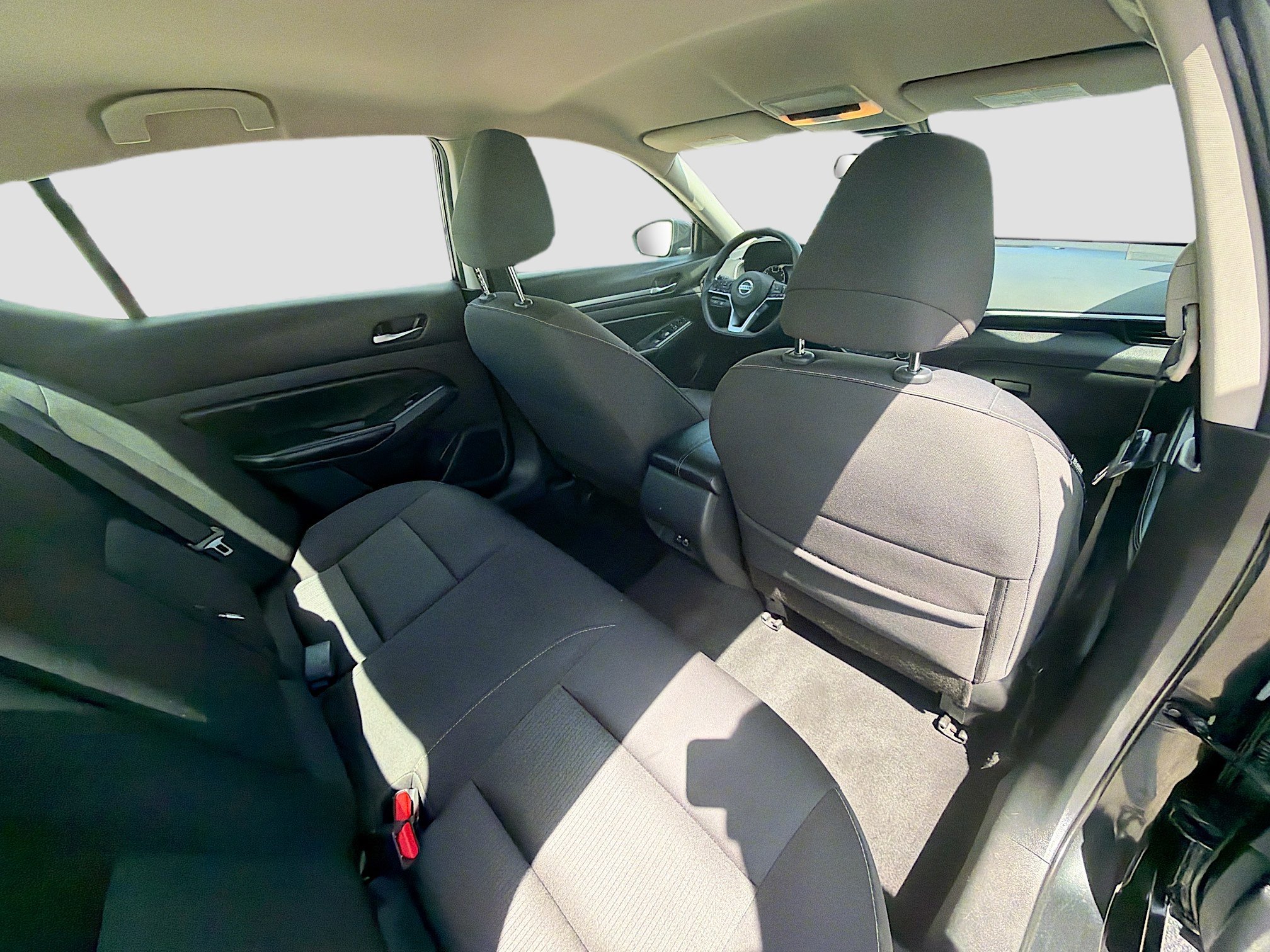 Used 2022 Nissan Altima 2.5 SV FWD image 26