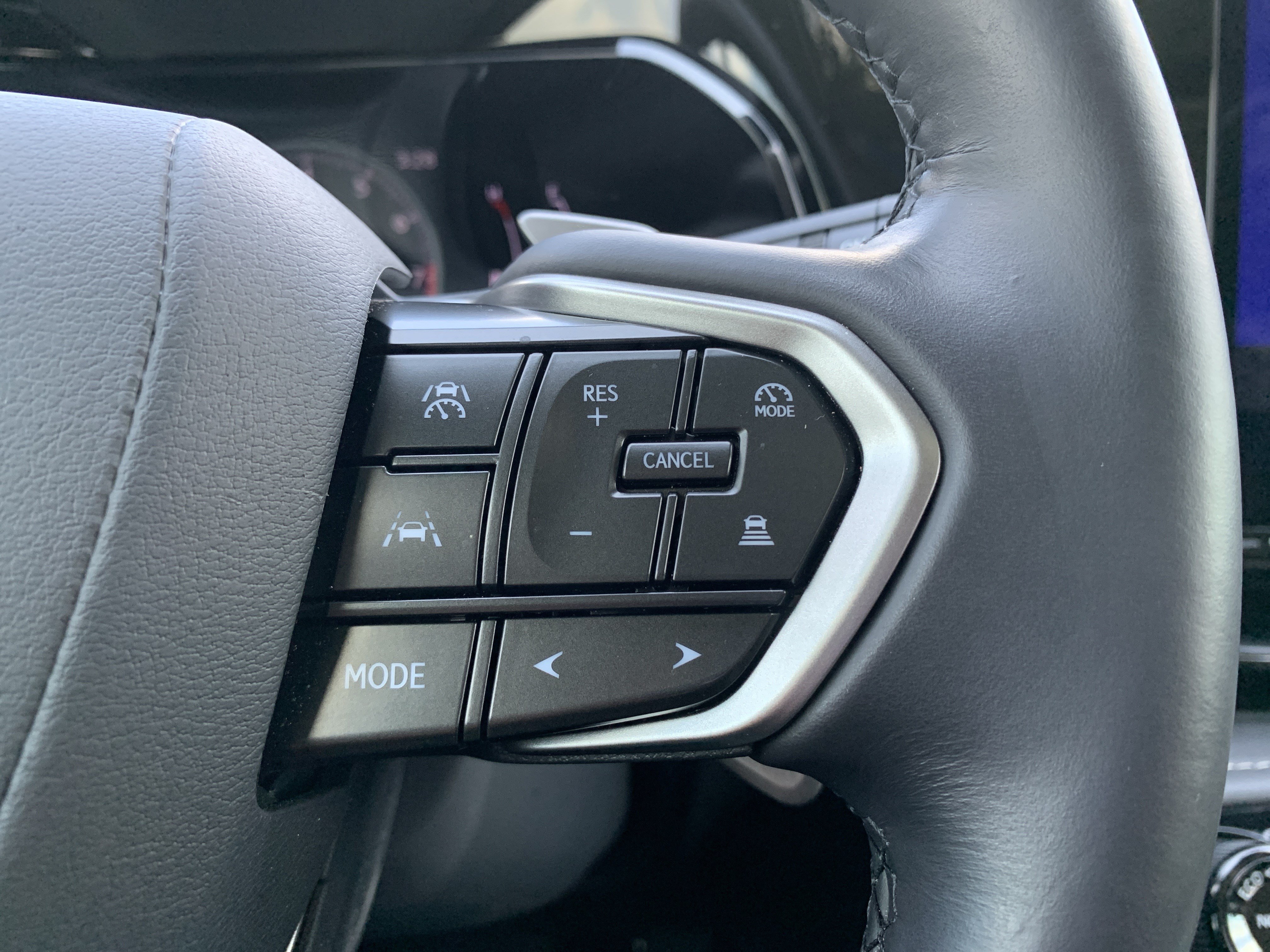 Used 2025 Lexus NX 250 FWD w/ Accessory Package (2T) image 23