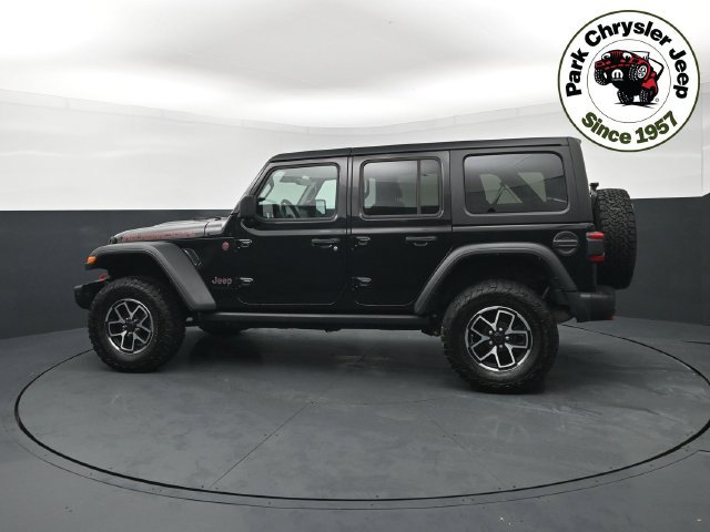 Used 2024 Jeep Wrangler Unlimited Rubicon w/ Capability Package AWD/4WD image 3