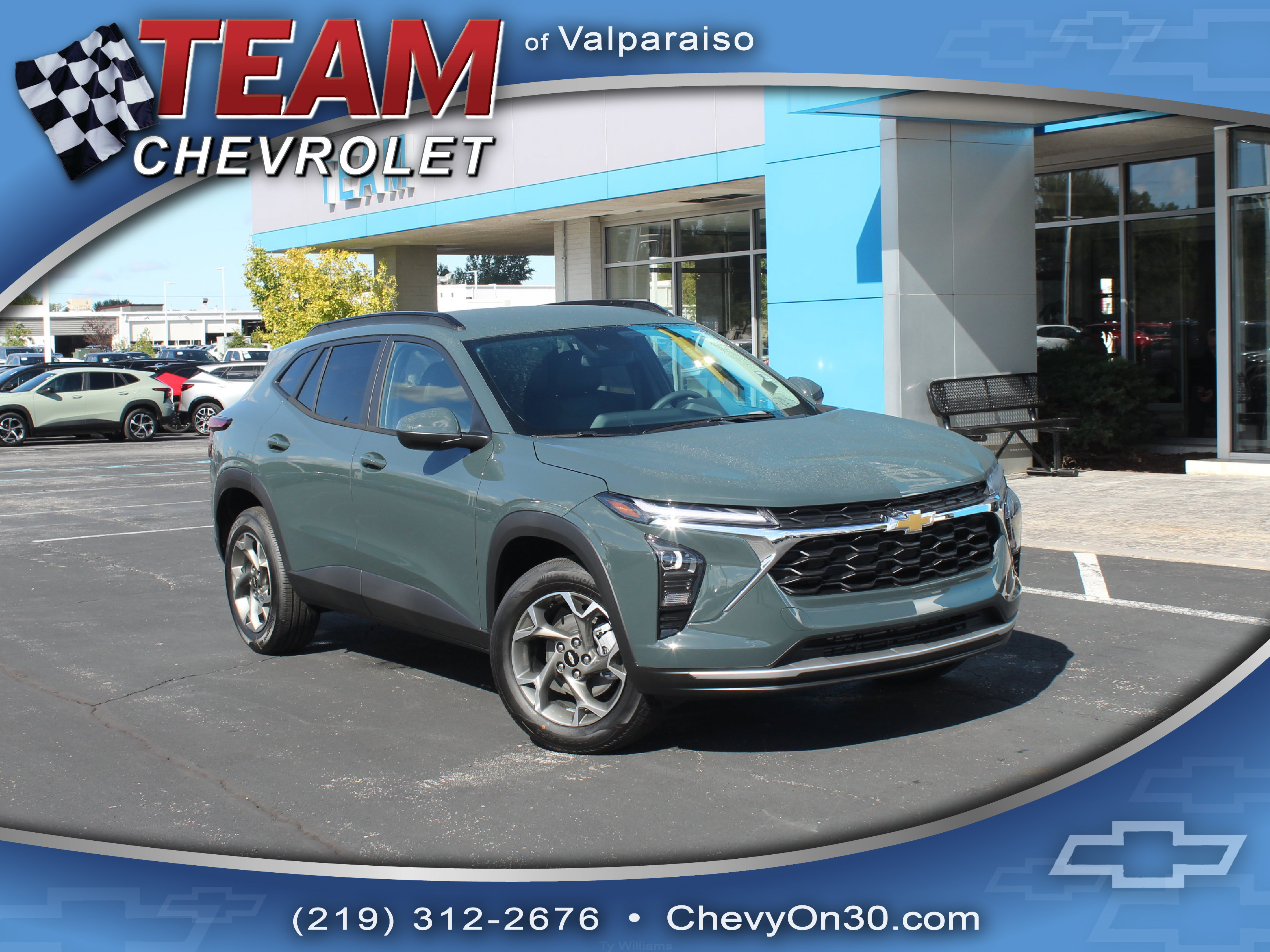 New 2026 Chevrolet Trax LT FWD image 1