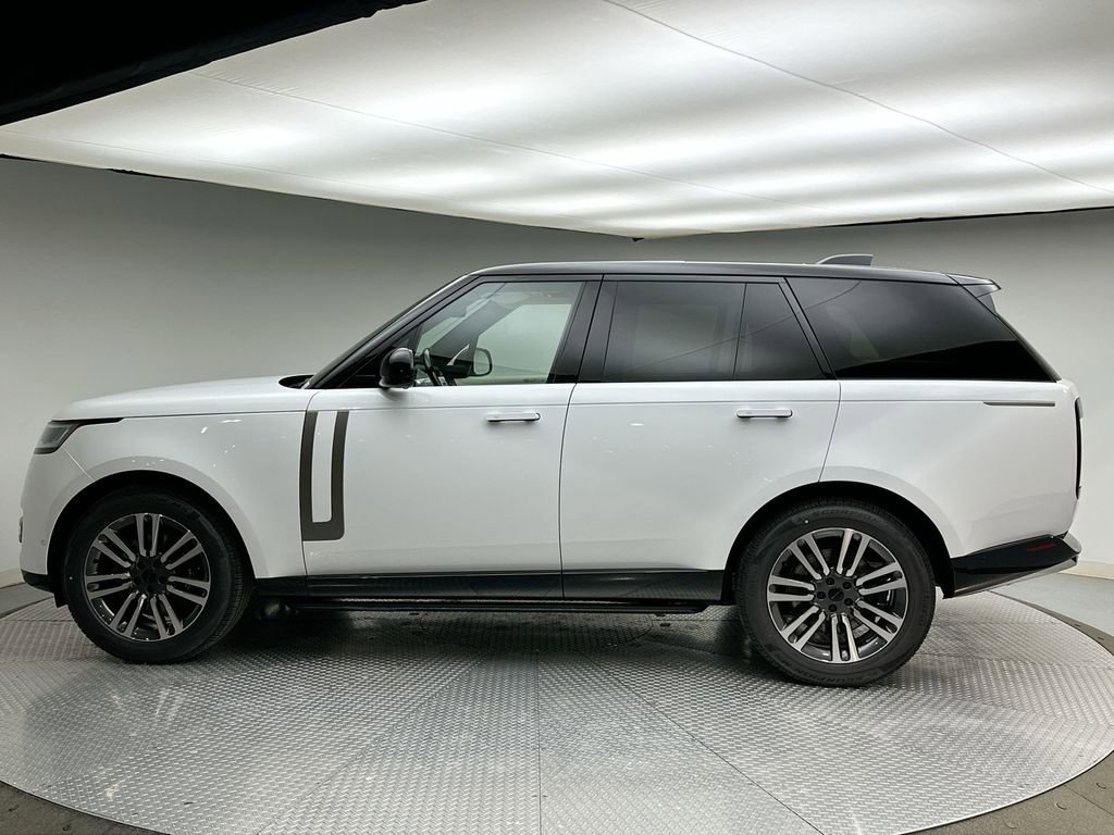New 2026 Land Rover Range Rover SE image 10