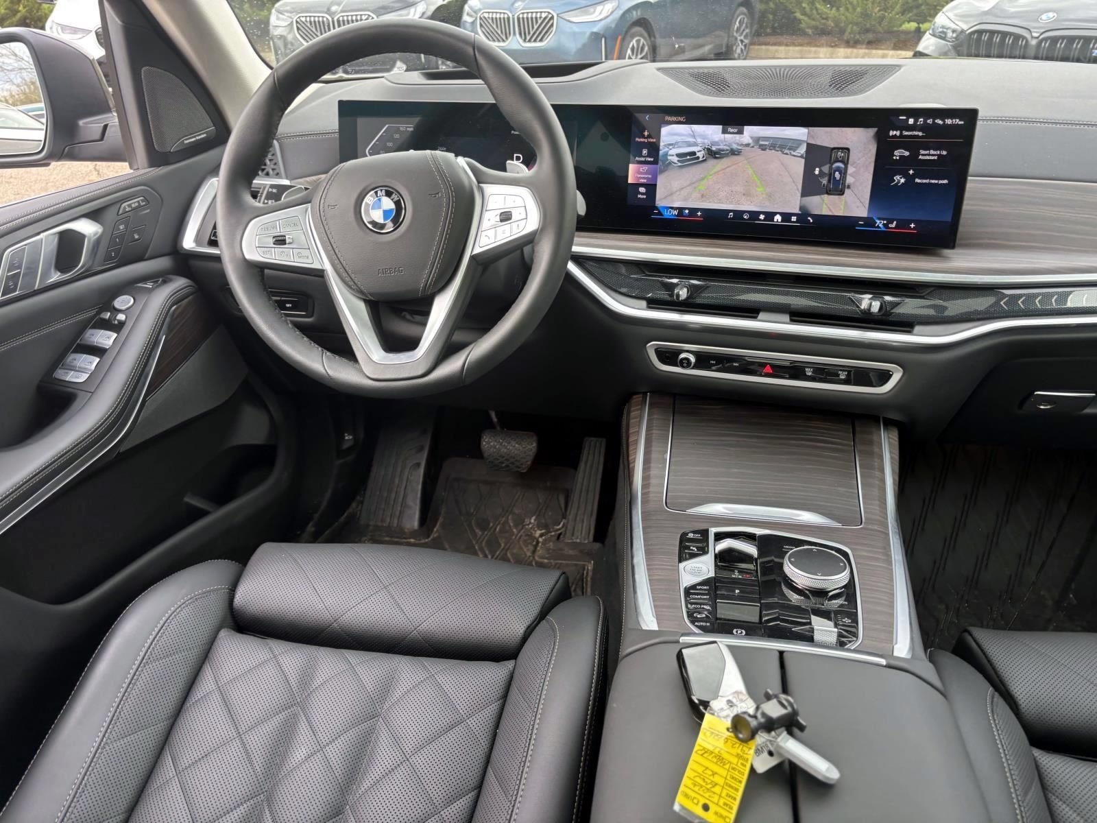 Used 2026 BMW X7 xDrive40i w/ Premium Package AWD/4WD image 30