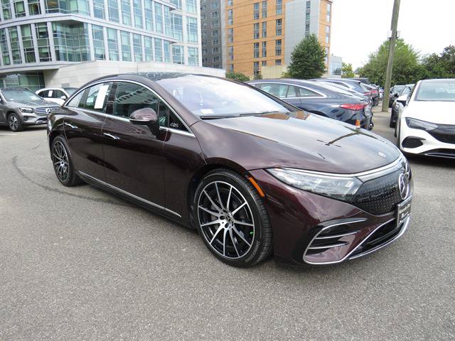 Used 2024 Mercedes-Benz EQS 580 4MATIC Sedan w/ Executive Interior Package image 5