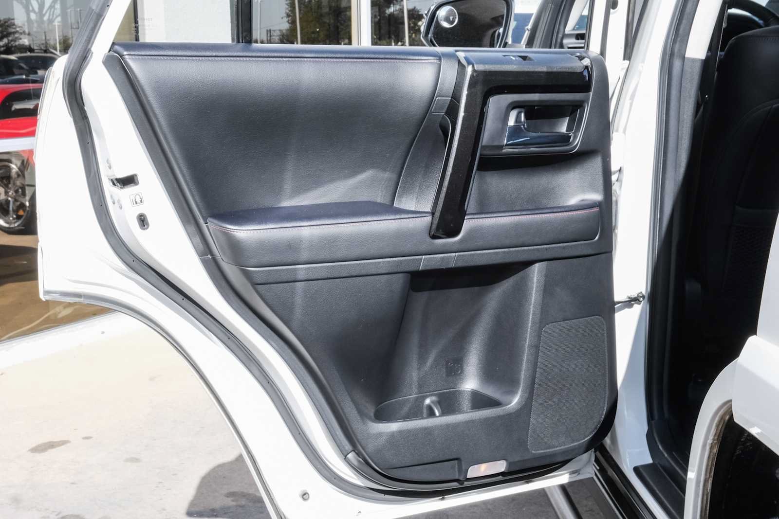 Used 2020 Toyota 4Runner Venture w/ Moonroof Package AWD/4WD image 36