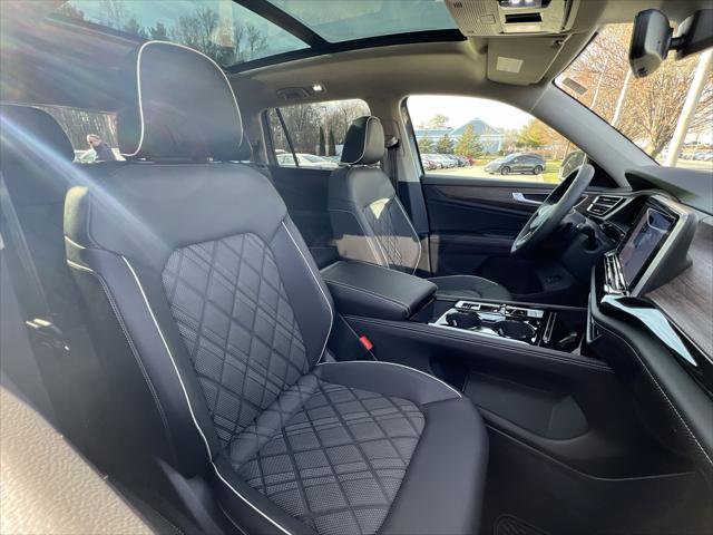 New 2026 Volkswagen Atlas SEL Premium R-Line image 25