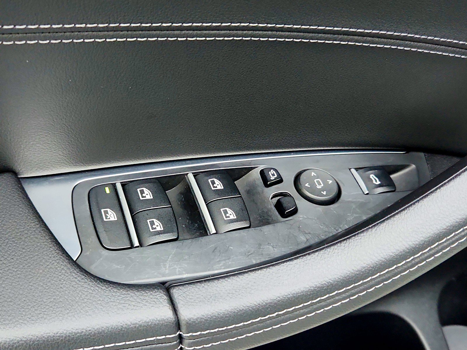 Used 2022 BMW X4 M image 20