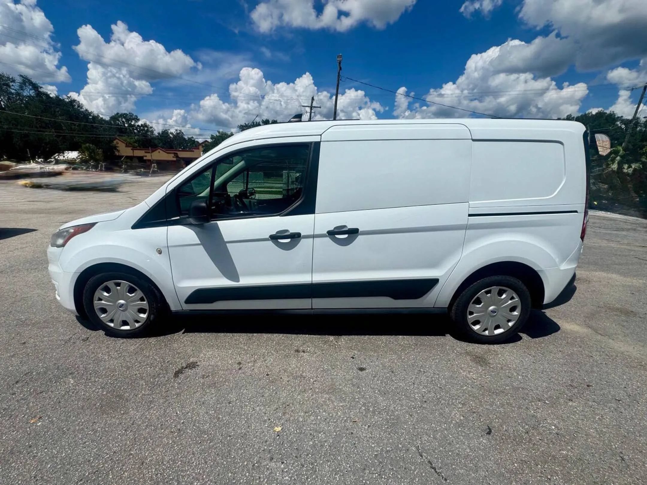 Used 2019 Ford Transit Connect XLT FWD image 13