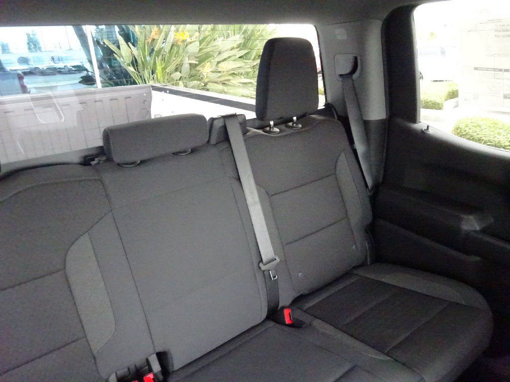 New 2026 Chevrolet Silverado 1500 Custom RWD image 17